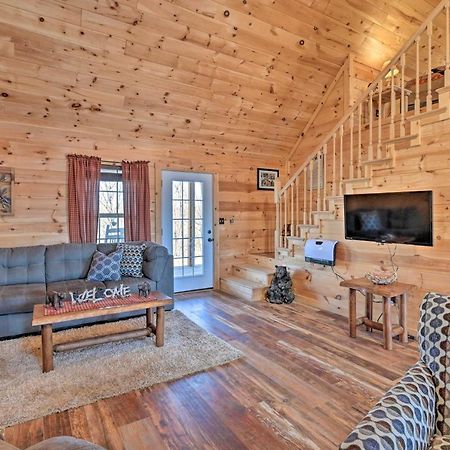 Quiet And Secluded Berea Cabin On 70-Acre Farm! Экстерьер фото