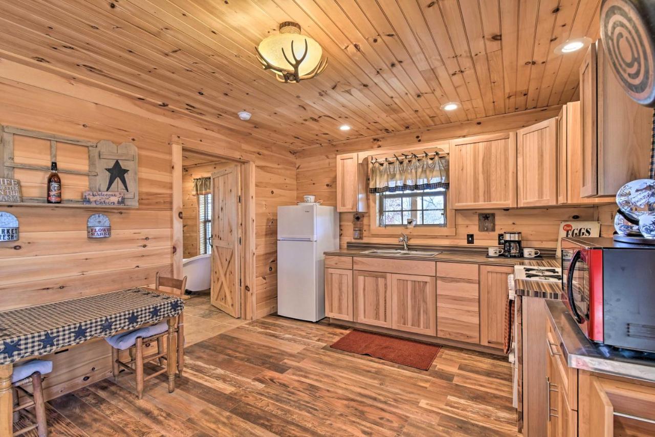 Quiet And Secluded Berea Cabin On 70-Acre Farm! Экстерьер фото
