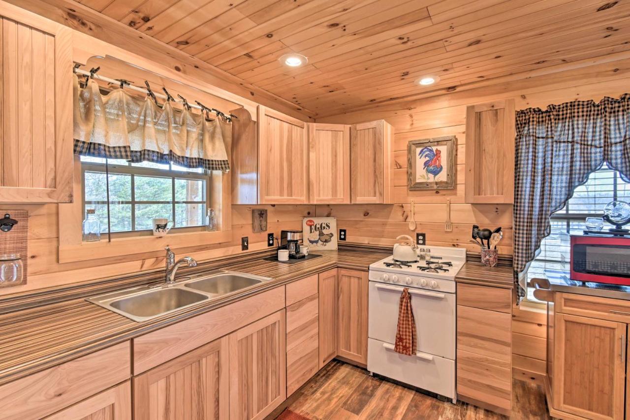 Quiet And Secluded Berea Cabin On 70-Acre Farm! Экстерьер фото