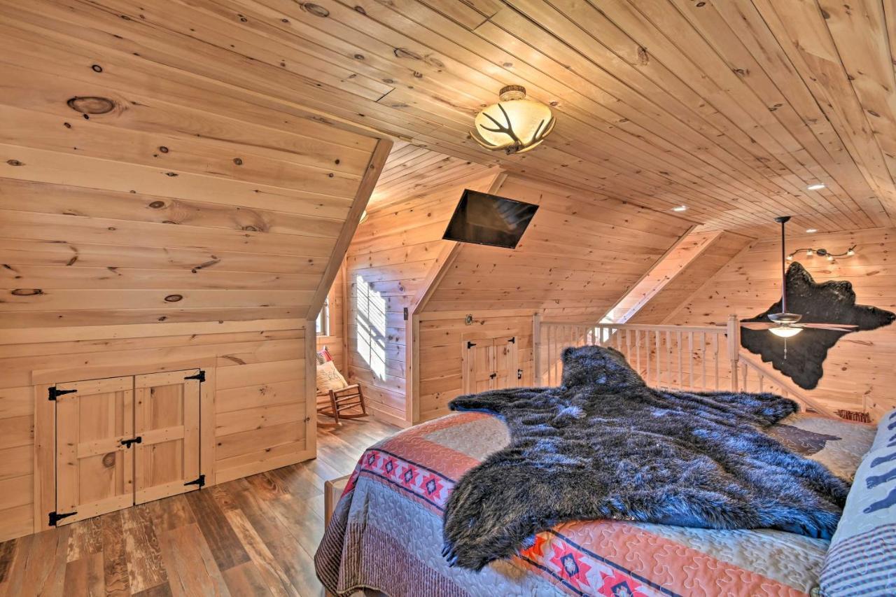 Quiet And Secluded Berea Cabin On 70-Acre Farm! Экстерьер фото